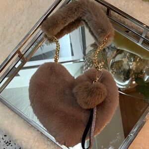 Chic Faux Fur Heart Clutch with Gold Chain